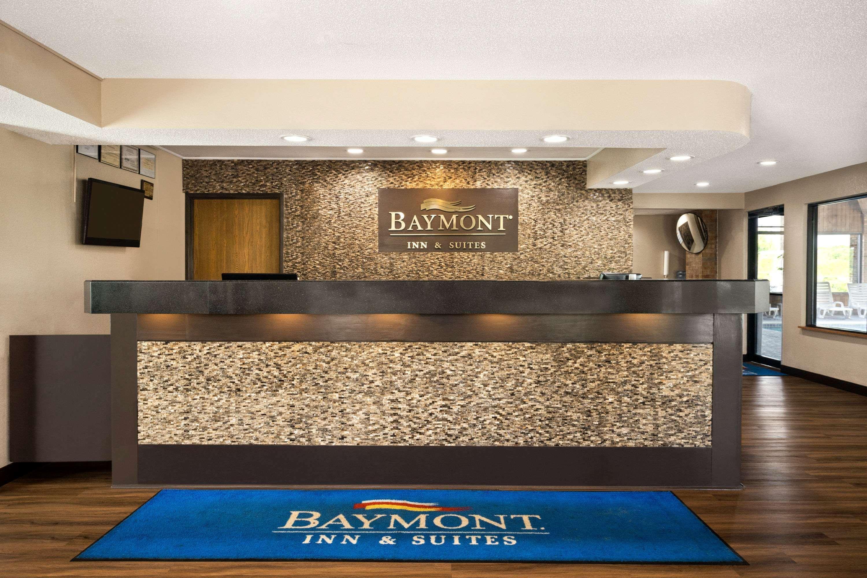 Отель Baymont By Wyndham Warrenton Экстерьер фото